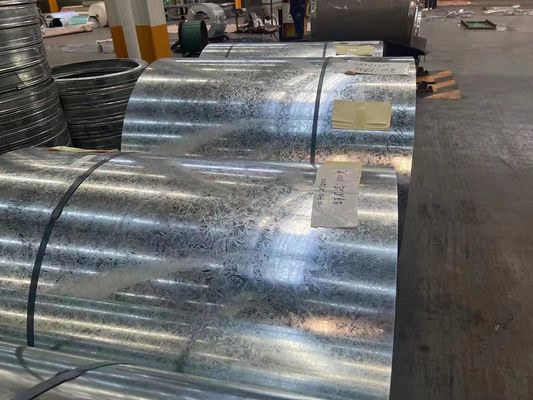 پانل سقف لوله دار Z120g تایل های گالوانیزه شده ورق اسپنگل فولاد زینک پوشانده فولاد ساختاری SS550GD فولاد گالوانیزه