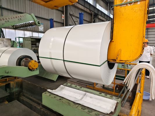 ۴۰ سال گارانتی پوشش RAL رنگ پیش رنگ سیم پیچ فولادی برای Z275 گالوانیزه AZ150 گالوانیزه پایه